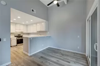 Photo #5: PW23196028 Listing