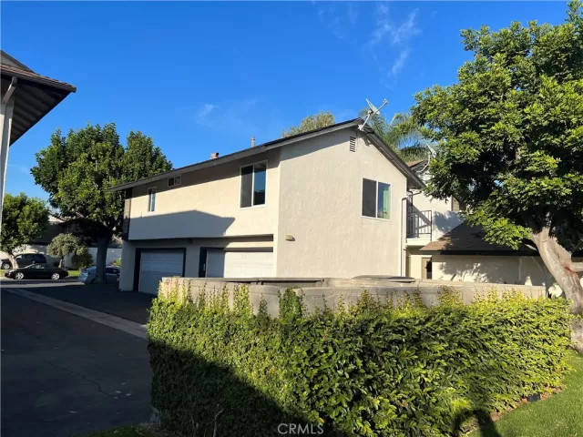 MLS: PW23196446 Condo For Sale