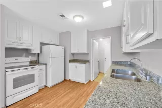 Photo #4: PW23196710 Listing 