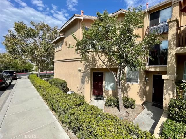 MLS: PW23196852 Condo For Sale