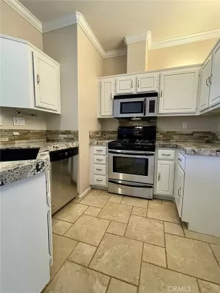 Photo #3: PW23196852 Listing 