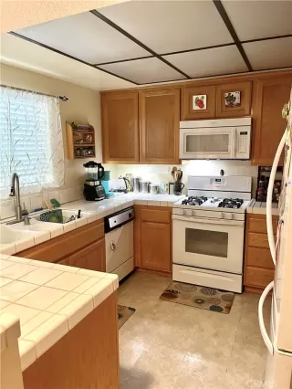 Photo #3: PW23197934 Listing 