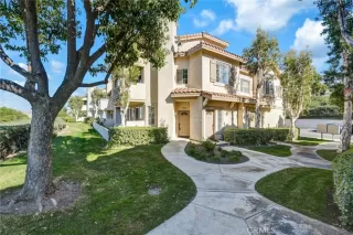 Photo #4: PW23199241 Listing