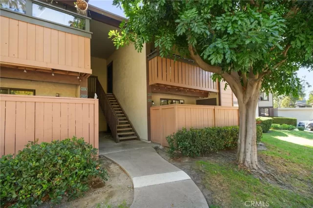 MLS: PW23205921 Condo For Sale