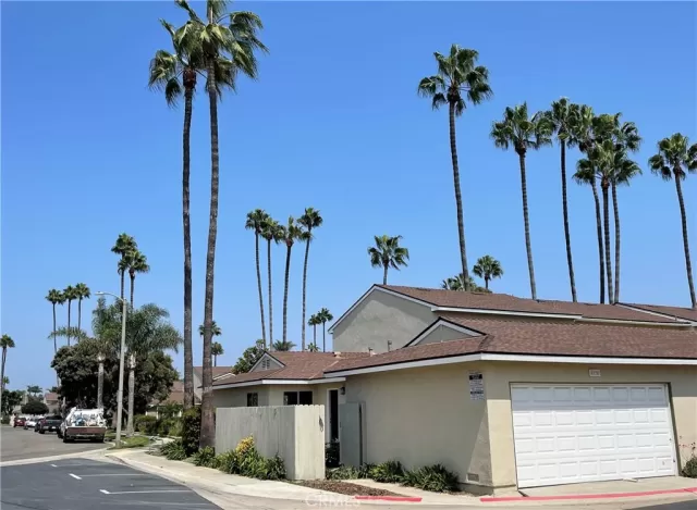 MLS: PW23205931 Condo For Sale