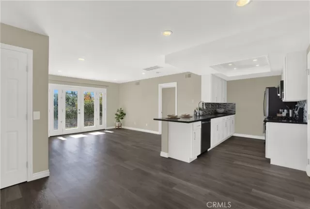 MLS: PW23206096 Condo For Sale