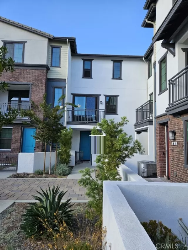 MLS: PW23210439 Condo For Sale