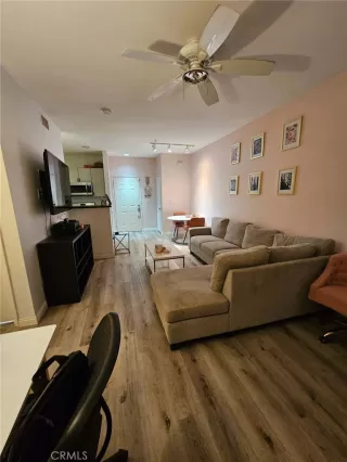 Photo #1: PW23211169 Listing 