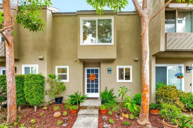 MLS: PW23211314 Condo For Sale