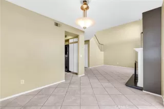 Photo #5: PW23214900 Listing 