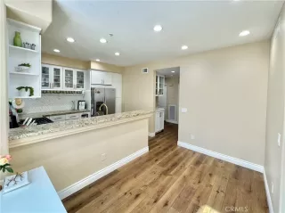 Photo #5: PW23220200 Listing 