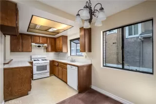 Photo #5: PW23222284 Listing