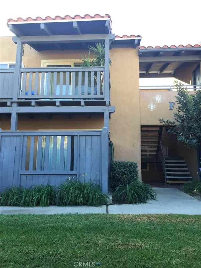 MLS: PW23223209 Condo For Sale