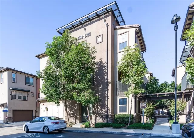 MLS: PW23223725 Condo For Sale