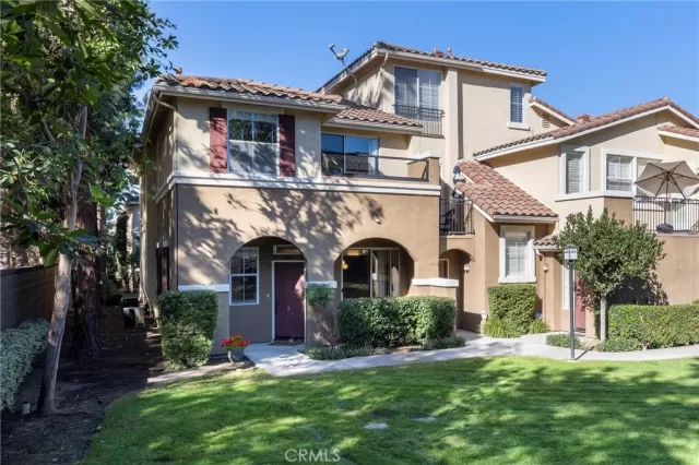 MLS: PW23225877 Condo For Sale