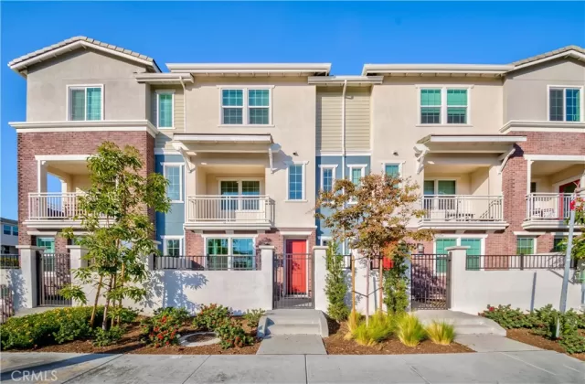 MLS: PW23227006 Condo For Sale