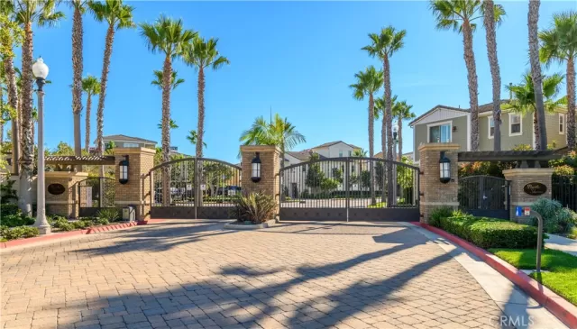 MLS: PW23228392 Condo For Sale