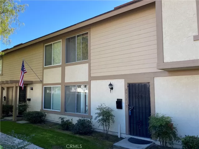 MLS: PW24004004 Condo For Sale