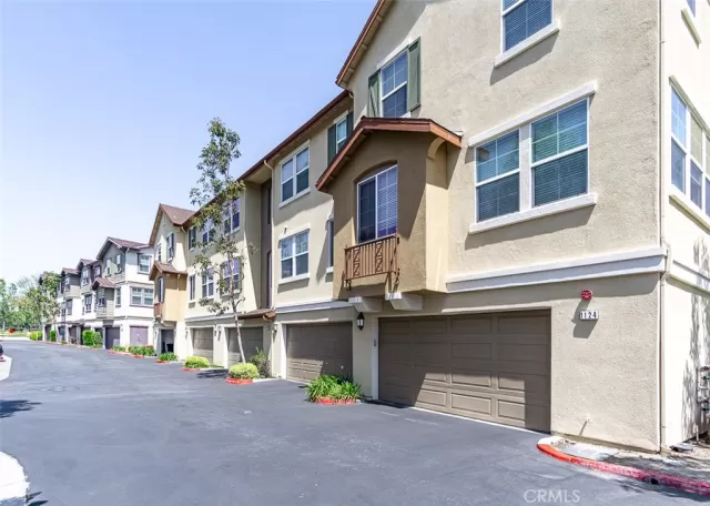 MLS: PW24004317 Condo For Sale