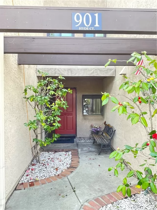 MLS: PW24006674 Condo For Sale