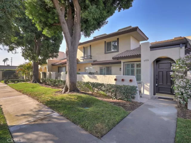 MLS: PW24008450 Condo For Sale