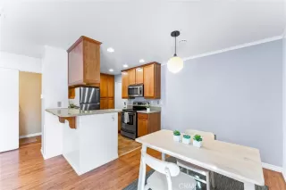 Photo #6: PW24009259 Listing