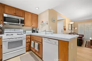 Photo #3: PW24010459 Listing