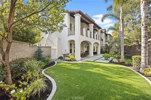 MLS: PW24010820 Condo For Sale