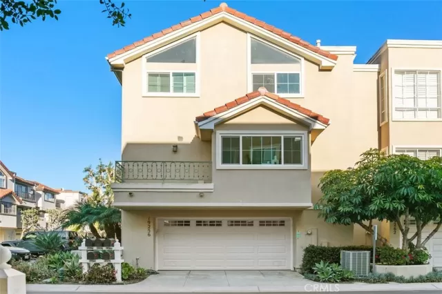 MLS: PW24014700 Condo For Sale