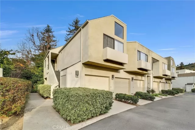 MLS: PW24014796 Condo For Sale