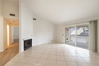 Photo #5: PW24015736 Listing