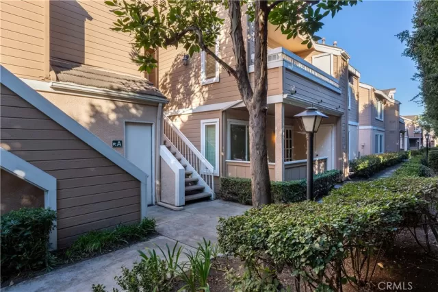 MLS: PW24015907 Condo For Sale