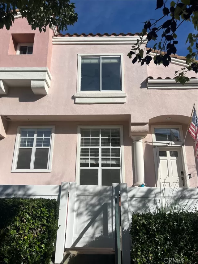 MLS: PW24017332 Condo For Sale