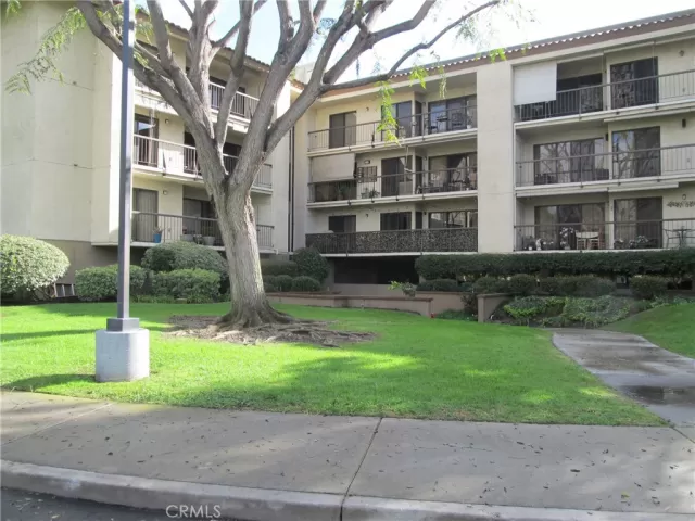 MLS: PW24022871 Condo For Sale