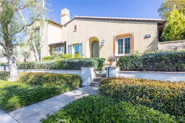 MLS: PW24023105 Condo For Sale