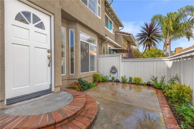 MLS: PW24025666 Condo For Sale