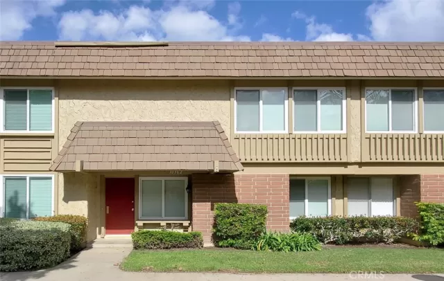 MLS: PW24028373 Condo For Sale