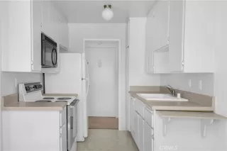 Photo #3: PW24041936 Listing