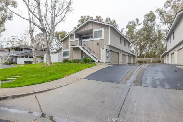 MLS: PW24042512 Condo For Sale