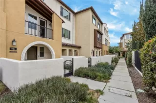 Photo #1: PW24042712 Listing 