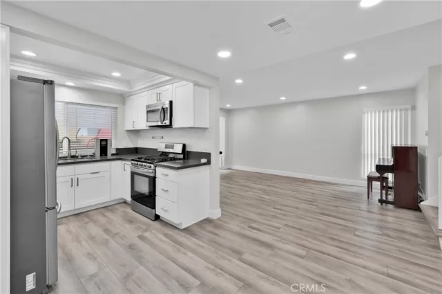 MLS: PW24045600 Condo For Sale