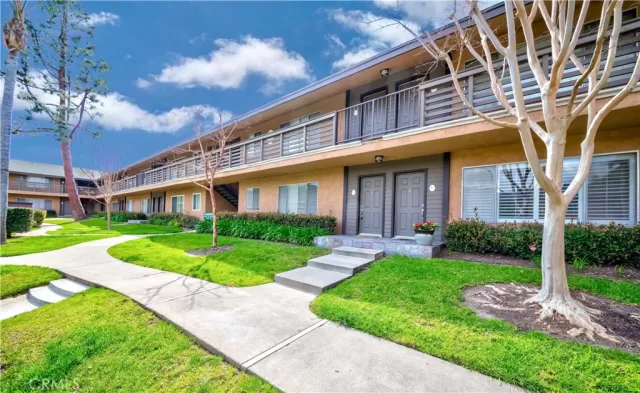 MLS: PW24048184 Condo For Sale