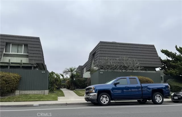 MLS: PW24057415 Condo For Sale