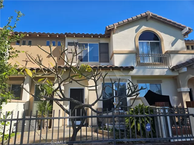 MLS: PW24066659 Condo For Sale