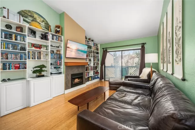 MLS: PW24073094 Condo For Sale