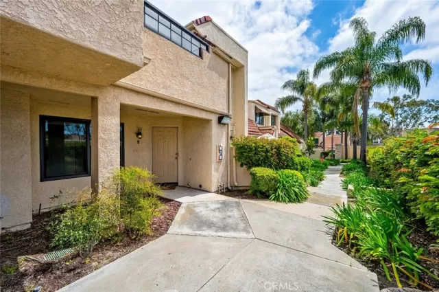 MLS: PW24079460 Condo For Sale