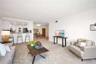 Photo #4: PW24079517 Listing