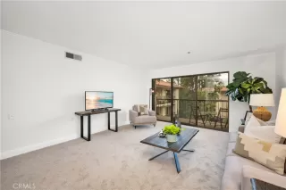 Photo #5: PW24079517 Listing