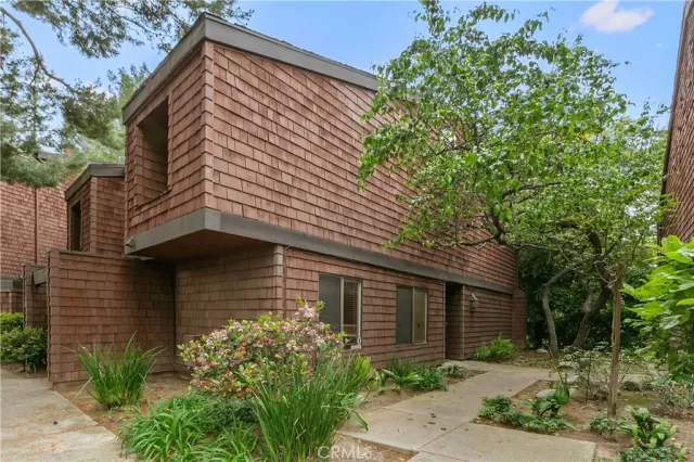 MLS: PW24081777 Condo For Sale