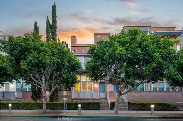 MLS: PW24083596 Condo For Sale